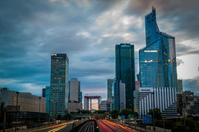 La Defense, the business district  La Defense, the business district
